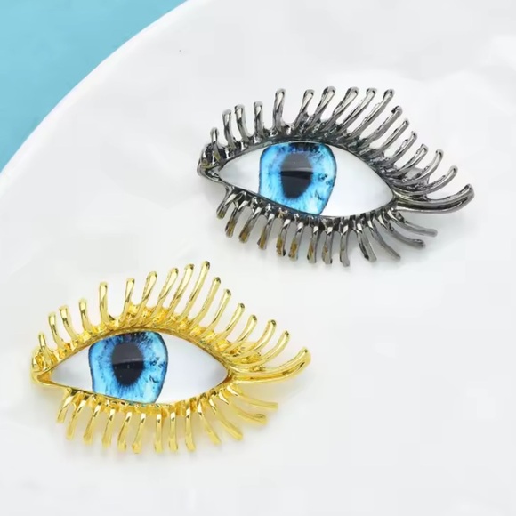Betsey Johnson Eye Design Silver Blue Brooch - Picture 6 of 7